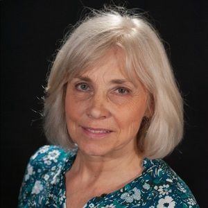 Meet your Posher, Deborah